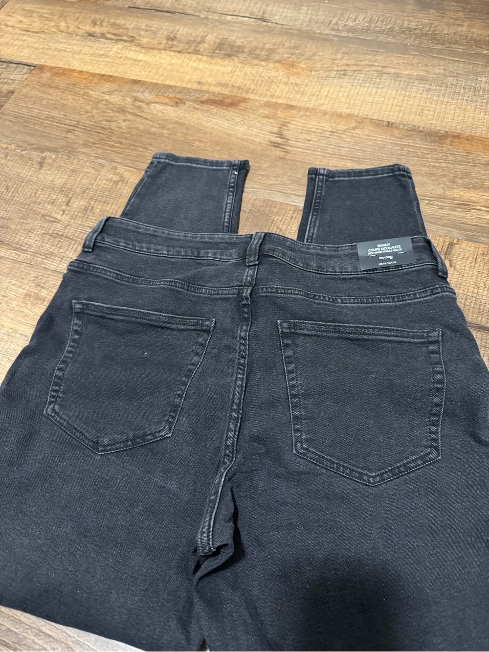 H&M High-Rise Black Women’s Jeans